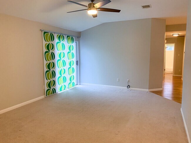 Building Photo - Great Cedar Park Home - Come See TODAY!