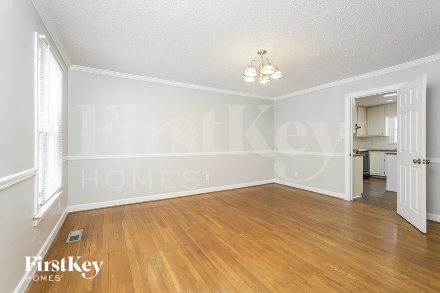 Building Photo - 3801 Blairwood St