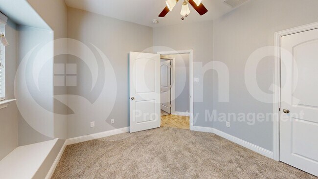 Building Photo - 4006 Whitetail Ln