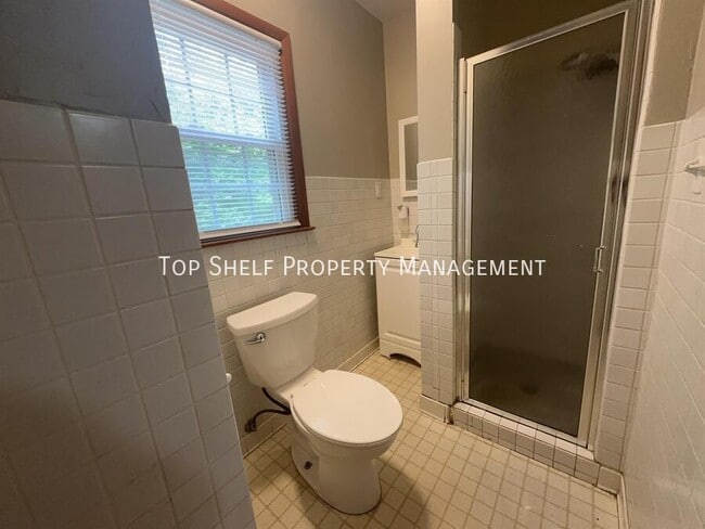 Building Photo - 6103 Dagle Dr
