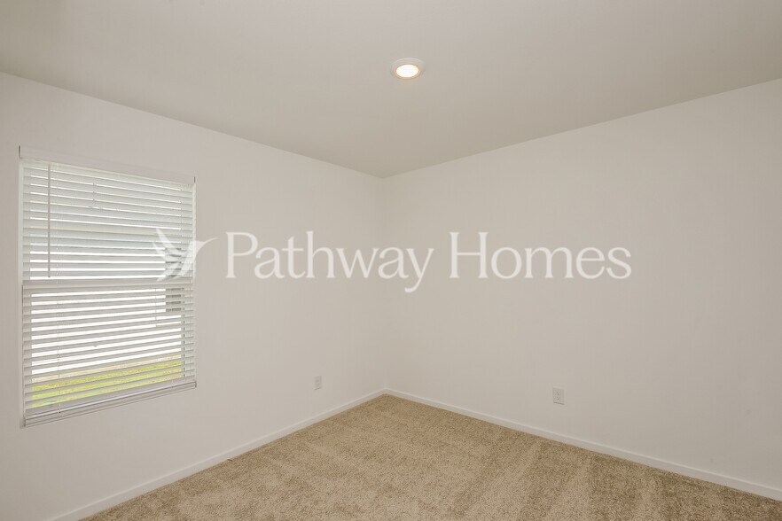 Building Photo - 1133 Calamian Dr