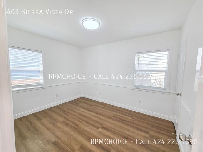 Building Photo - 403 Sierra Vista Dr