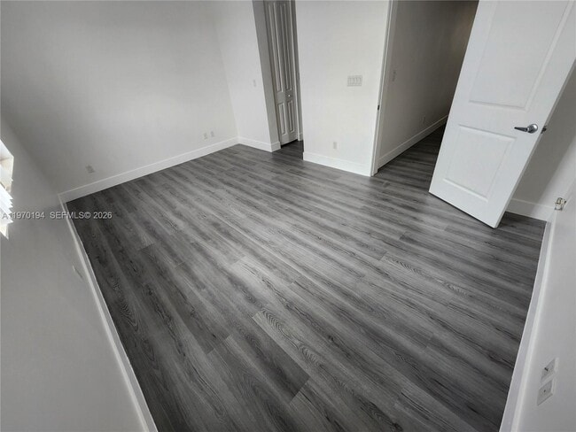 Building Photo - 2615 SW 81st Terrace