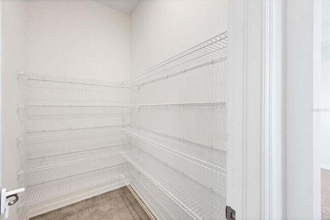 Building Photo - 7228 Great Egret Blvd