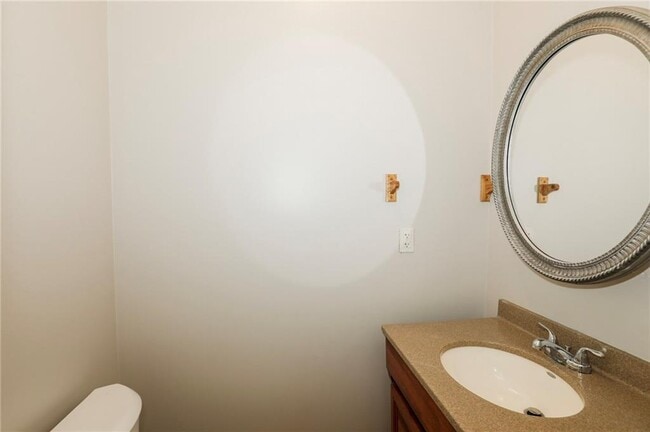 Building Photo - 1441 Blvd Lorraine SW