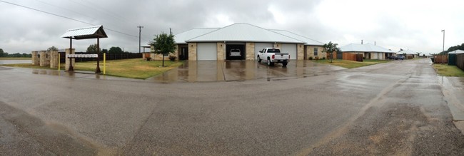 Primary Photo - Gholson Duplexes