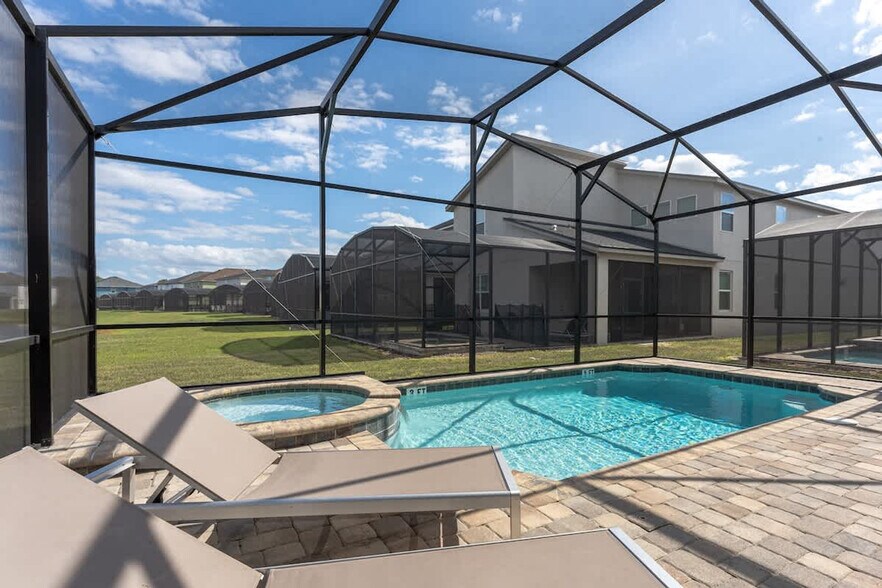 Building Photo - 8912 Caroline Bay Ct