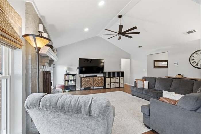 Building Photo - 1515 Eastland Cir