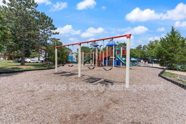 Building Photo - 8073 Morning Meadow Ct