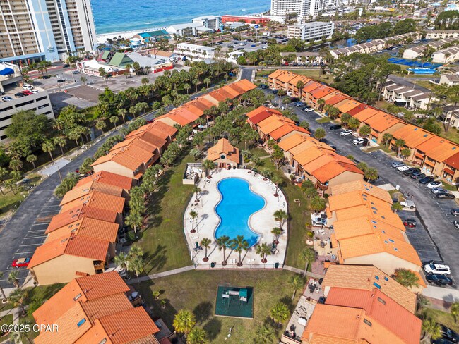 Building Photo - 164 Robin Ln