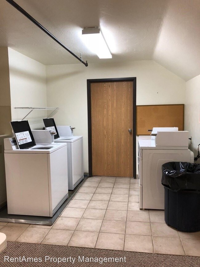 Building Photo - 103 Stanton Ave