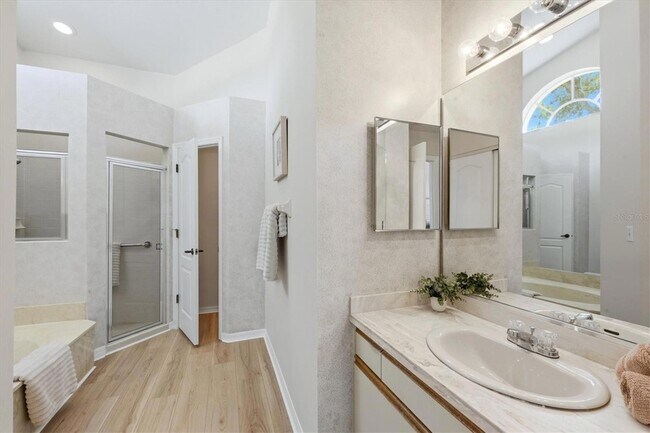 Building Photo - 4450 Del Sol Blvd