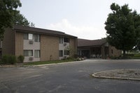 Building Photo - Silvercrest