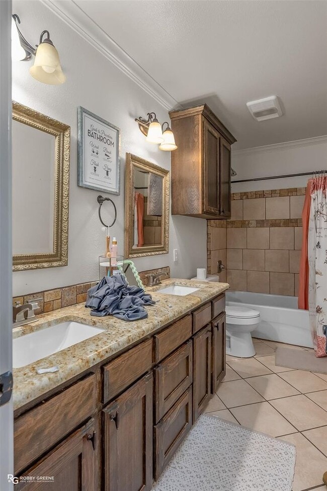 Building Photo - Rental Property in Benton