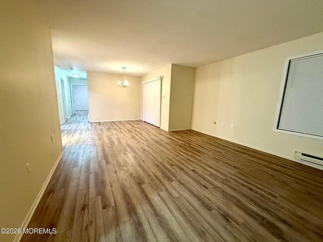 Building Photo - 169 Amberly Dr