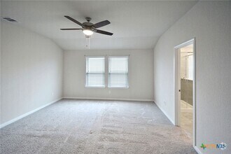 Building Photo - 723 Myrtle Path