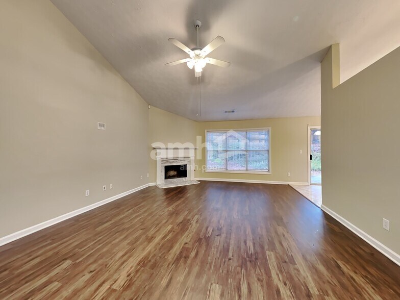 Building Photo - 3270 Hampton Trace Ct