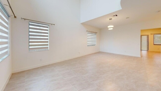Building Photo - 10780 Oceano Wy