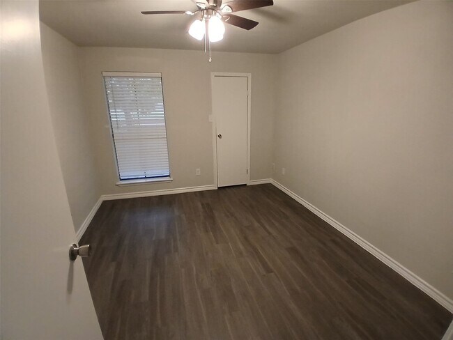 Building Photo - 13151 Walden Rd