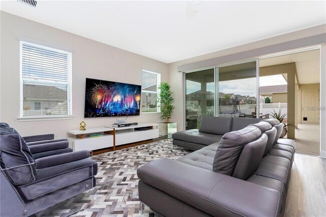 Building Photo - 15602 Sunquat Dr