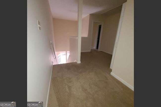 Building Photo - 2290 Nicole Dr