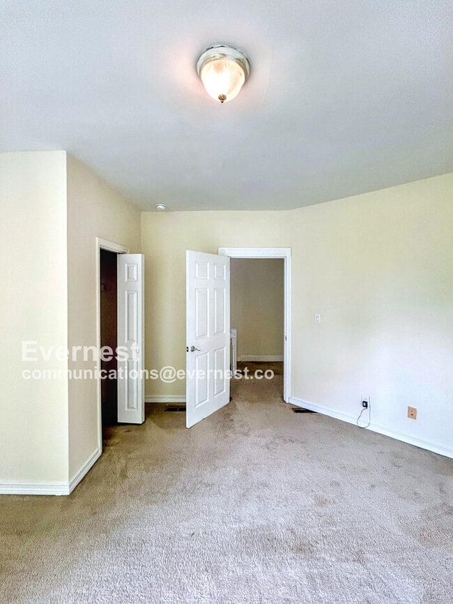 Building Photo - 1402 Ashley St