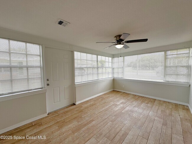 Building Photo - 2831 W Eau Gallie Blvd