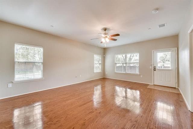 Building Photo - 7225 Rembrandt Dr