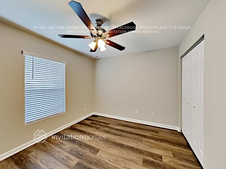 Building Photo - 347 NW Bayshore Blvd