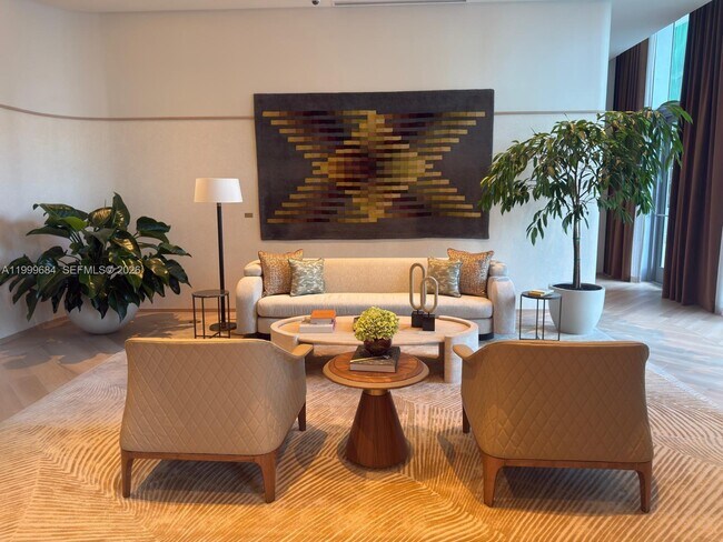 Building Photo - 77 SE 5th St