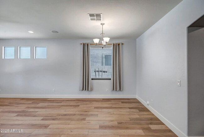 Building Photo - 4512 W Stoneman Dr