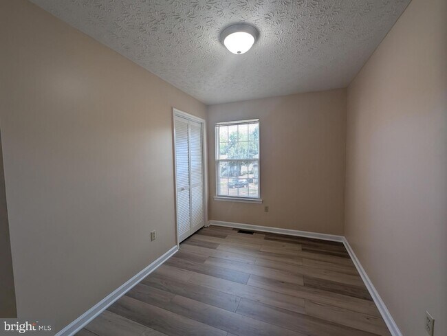 Building Photo - 629 Tripp Creek Ct