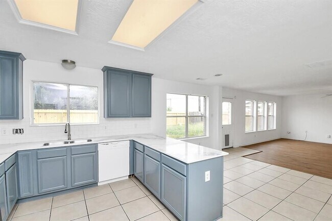 Building Photo - 21818 Dimmett Way