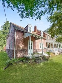 Building Photo - 169 Engle Ln