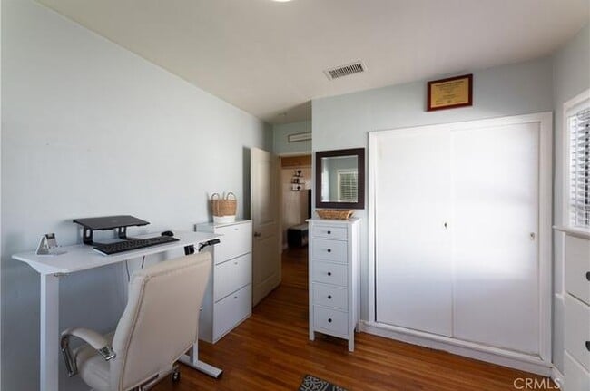 Building Photo - 5643 Ashworth St