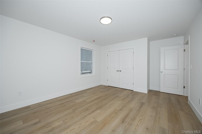 Building Photo - 1 Dean Pl