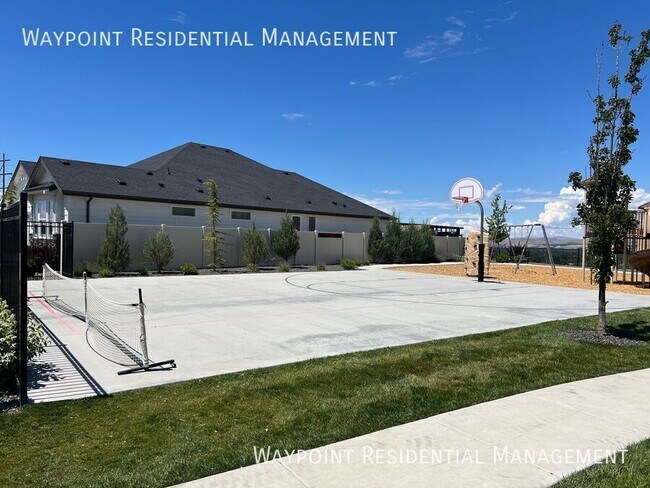 Building Photo - 5316 S Redeken Pl