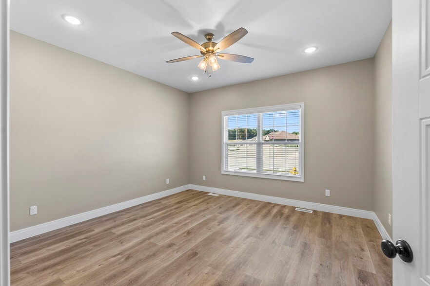 Building Photo - 81 E Autumn Leaf Dr