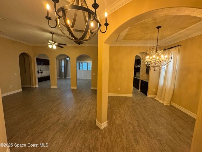 Building Photo - 3168 Lamanga Dr