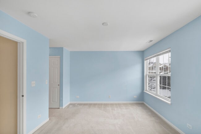 Building Photo - 573 Telluride Dr