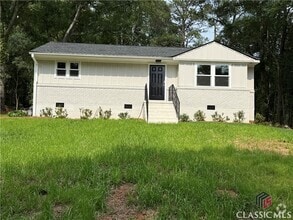 Building Photo - 165 Habersham Dr