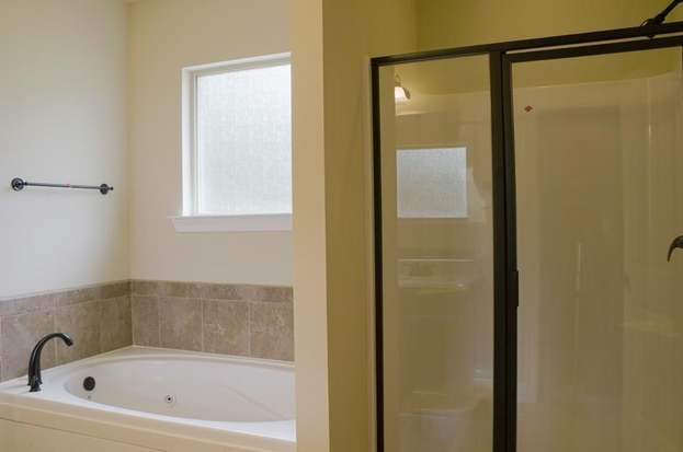Building Photo - 4811 Spears St