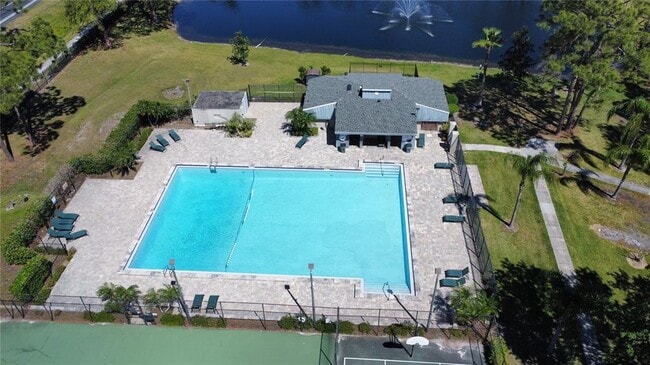 Building Photo - 4122 White Pine Ave