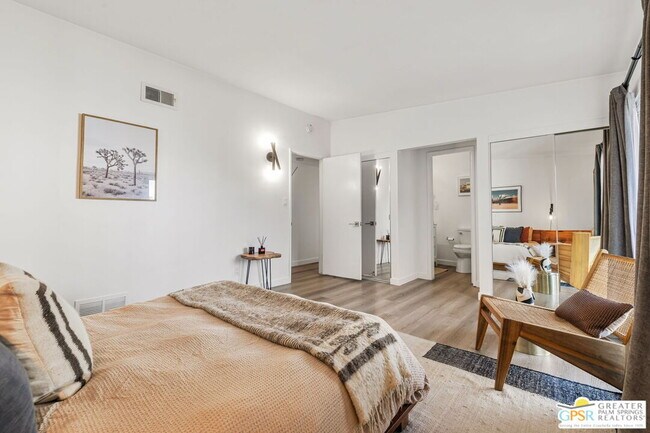 Building Photo - 37830 Cathedral Canyon Dr