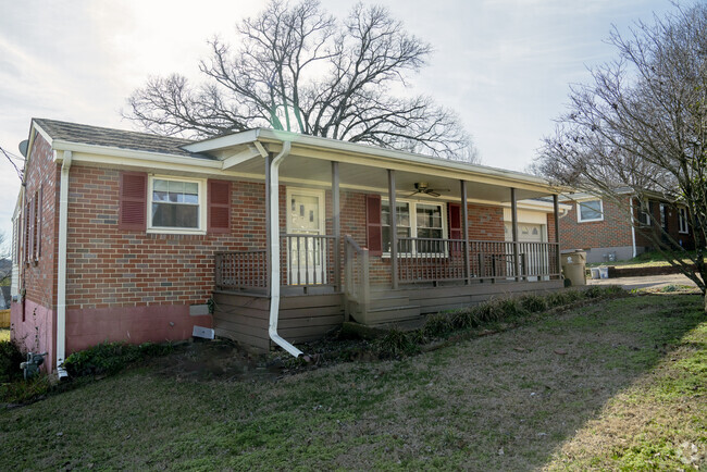 Building Photo - 200 Moncrief Ave