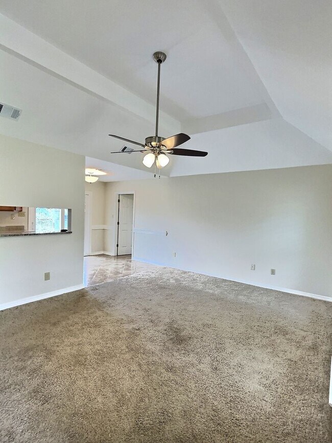 Building Photo - 3 BD 2 BA Home in Ocean Springs School District