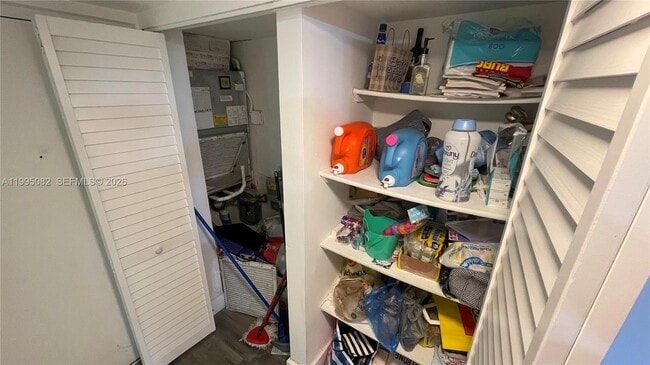 Building Photo - 10801 SW 109th Ct