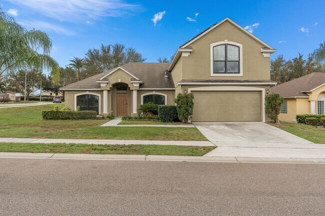 Building Photo - Large Beautiful Legacy Park Villa: 5BR, Pool & Near Disney