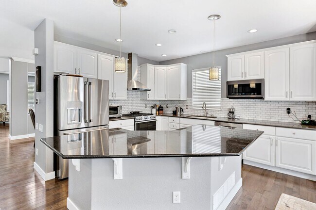 Building Photo - Beautiful Home in Tallyn's Ranch! Special ...