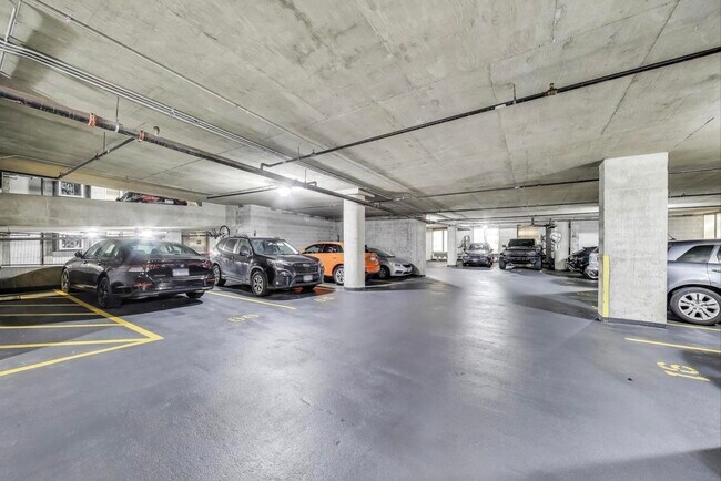 Building Photo - 700 N Larrabee St